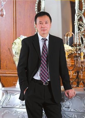 王箏丈夫李泰巖 網(wǎng)絡(luò)文化產(chǎn)業(yè)領(lǐng)航者，個(gè)人履歷揭秘